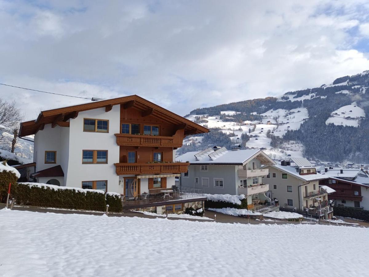 Great Apartment Near The Ski Area Hippach Exterior foto